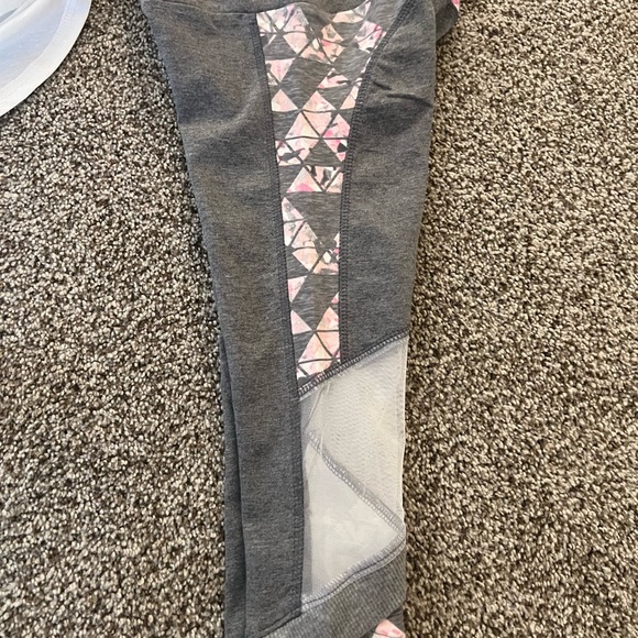 Justice athletic set girls size 6 - Picture 10 of 12